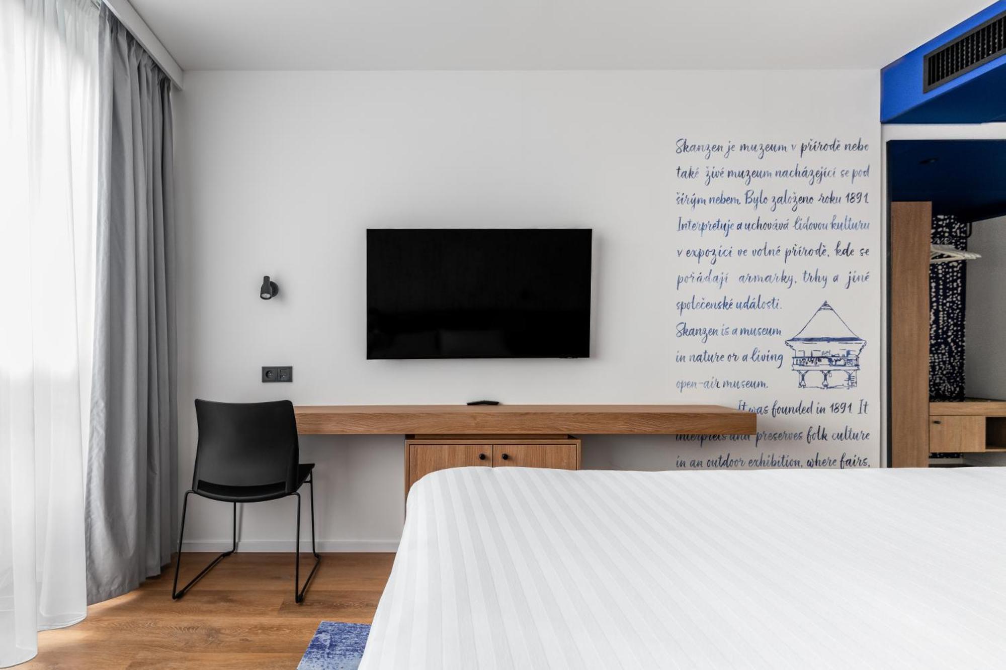 Ibis Styles Relax Roznov Pod Radhostem Hotell Exteriör bild