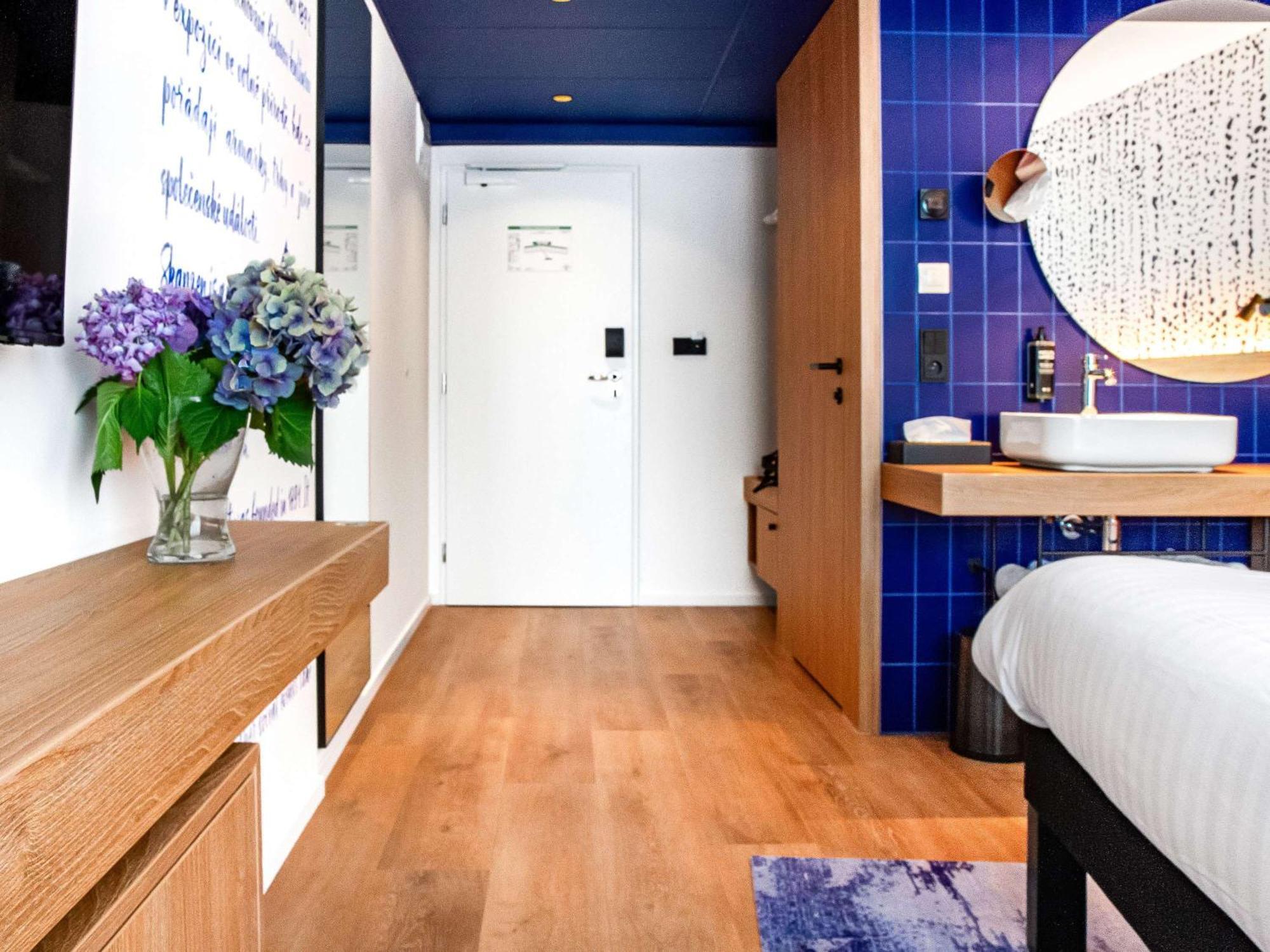 Ibis Styles Relax Roznov Pod Radhostem Hotell Exteriör bild